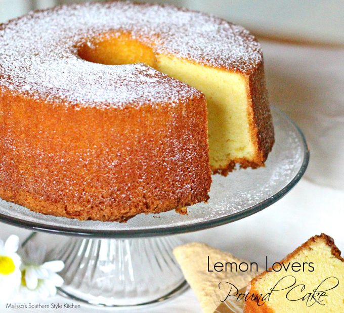 Lemon Lovers Pound Cake on a cake stand 