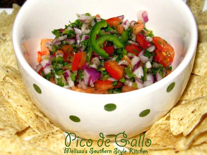 Pico de Gallo in a bowl with chips