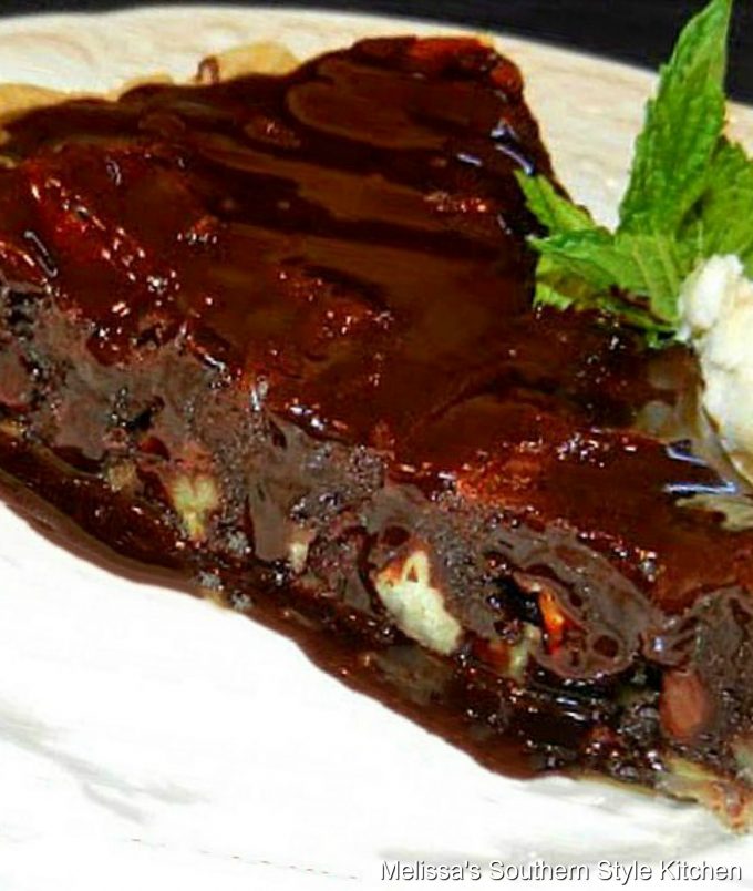 Fudgy Dark Chocolate Pecan Pie