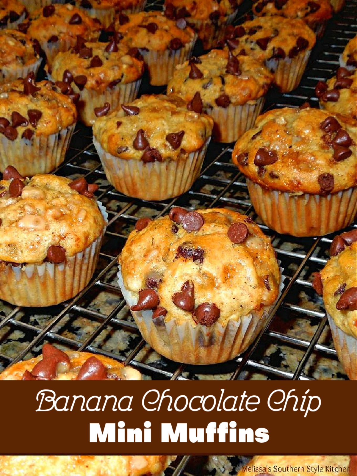banana-chocolate-chip-mini-muffins-recipe
