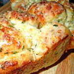 Garlic-Parmesan Cheese Pull Apart Bread [Using Rhodes Frozen Yeast Rolls]