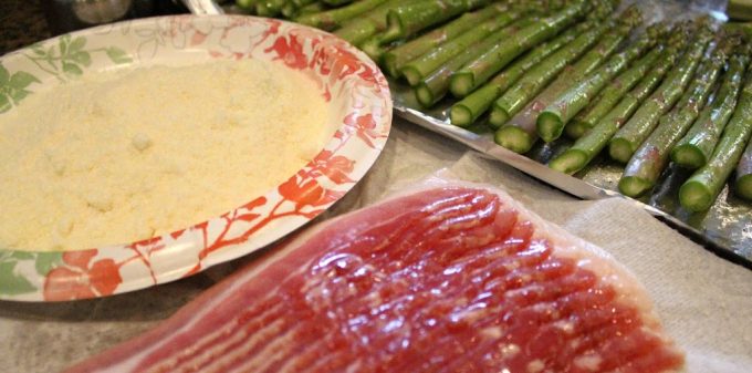 Bacon-Parmesan-Asparagus-Bundles-002