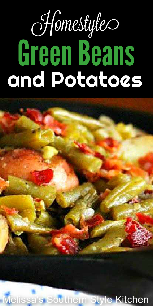 You can't resist the homestyle flavor of these fresh green beans and potatoes cooked together in bacon drippings #freshgreenbeans #newpotatoes #greenbeansandpotatoes #bacon #summervegetables #sidedishrecipes #dinnerideas #dinner #southernfood #southernrecipes #beans