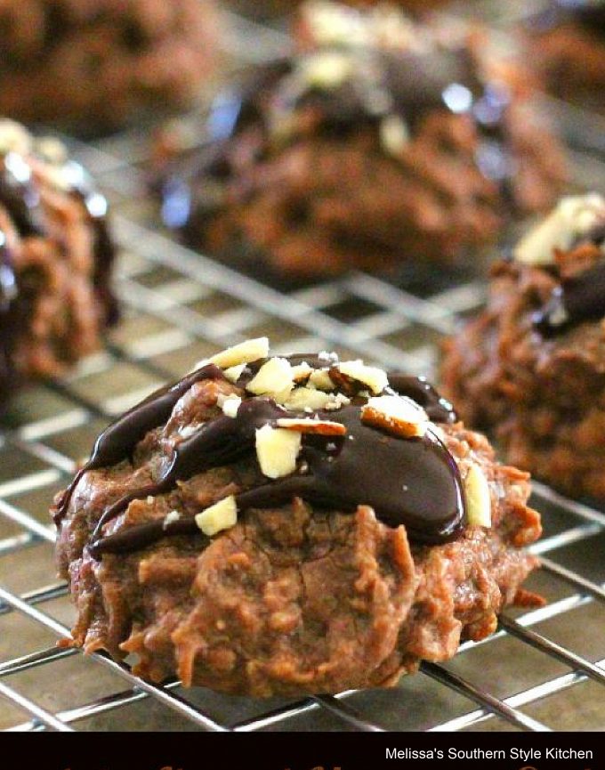 chocolate-almond-macaroon-cookies-recipe