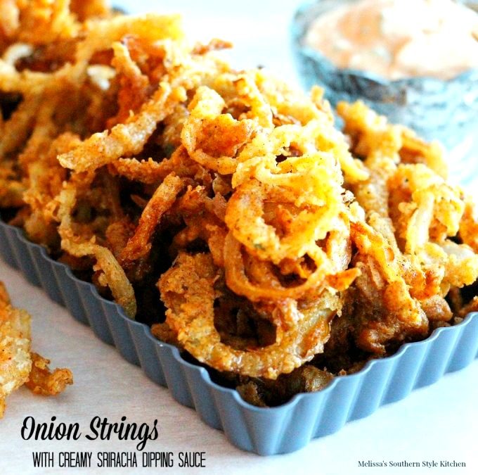 Onion Strings With Creamy Sriracha Dipping Sauce
