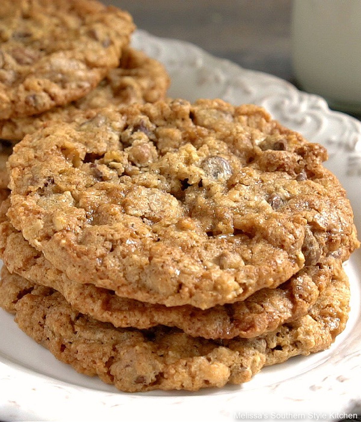 homemade-loaded-oatmeal-chocolate-chip-cookies