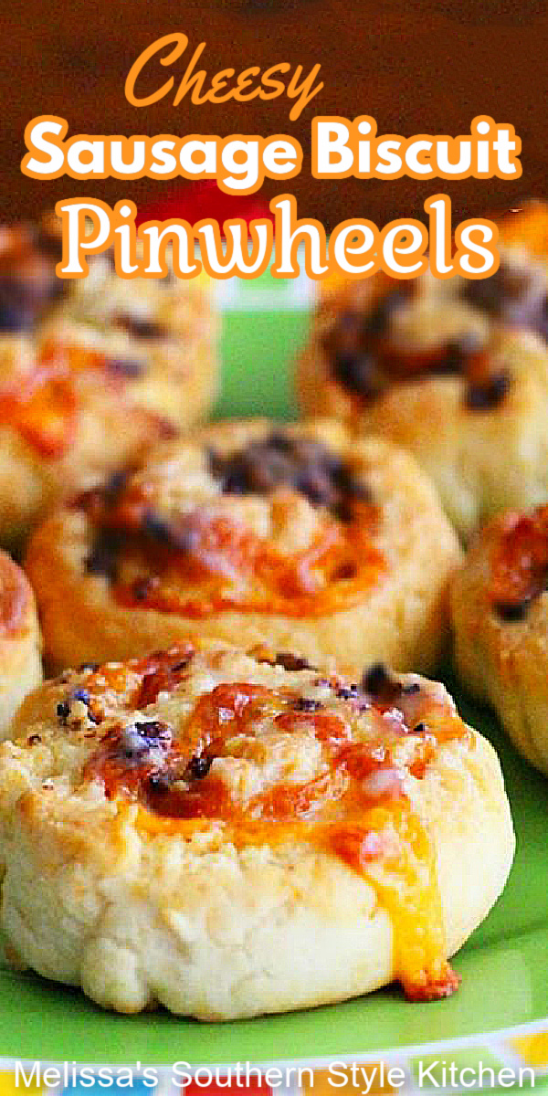 These freshly baked Cheesy Sausage Biscuit Pinwheels can be served for breakfast, brunch or as a holiday appetizer #sausagebiscuits #sausagepinwheels #whitelilyflour #cheesysausagebiscuits #southernbuscuitrecipes #brunch #breakfast #southernrecipes