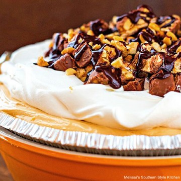 caramel-snickers-candy-bar-pie