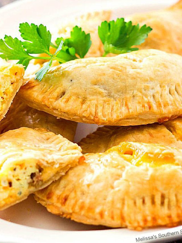 SAUSAGE AND EGG BREAKFAST TURNOVERS