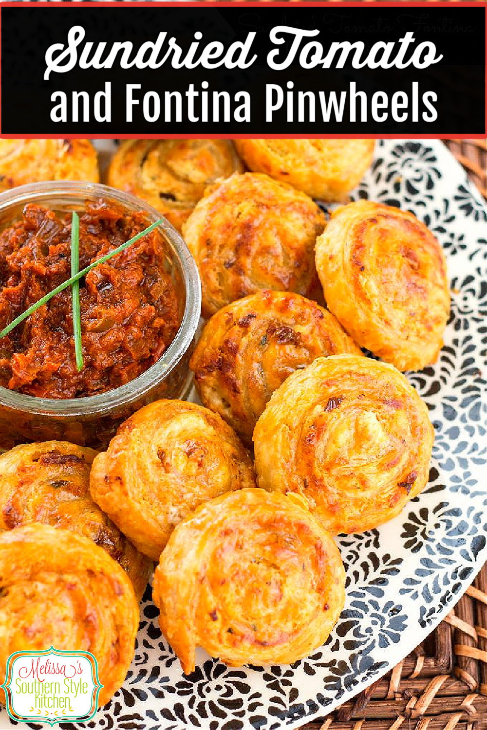 These Sundried Tomato Fontina Puff Pinwheels are an amazing and oh-so-simple appetizer to make #puffpastry #pinwheels #sundriedtomatoes #sundriedtomatopinwheels #puffpastryrecipes #easyappetizers #sundriedtomatoes #pastry via @melissasssk