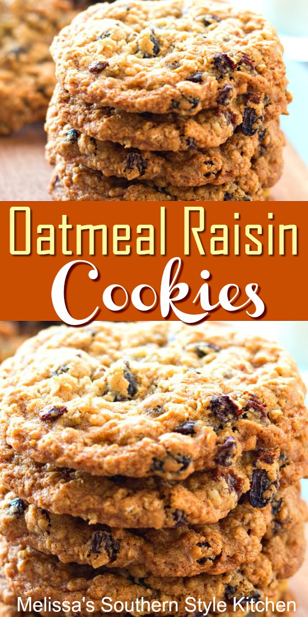 Classic chewy Oatmeal Raisin Cookies #oatmealraisincookies #cookies #oatmeal #cookierecipes #desserts #dessertfoodrecipes #recipes #food #southernrecipes #southernfood #holidaybaking