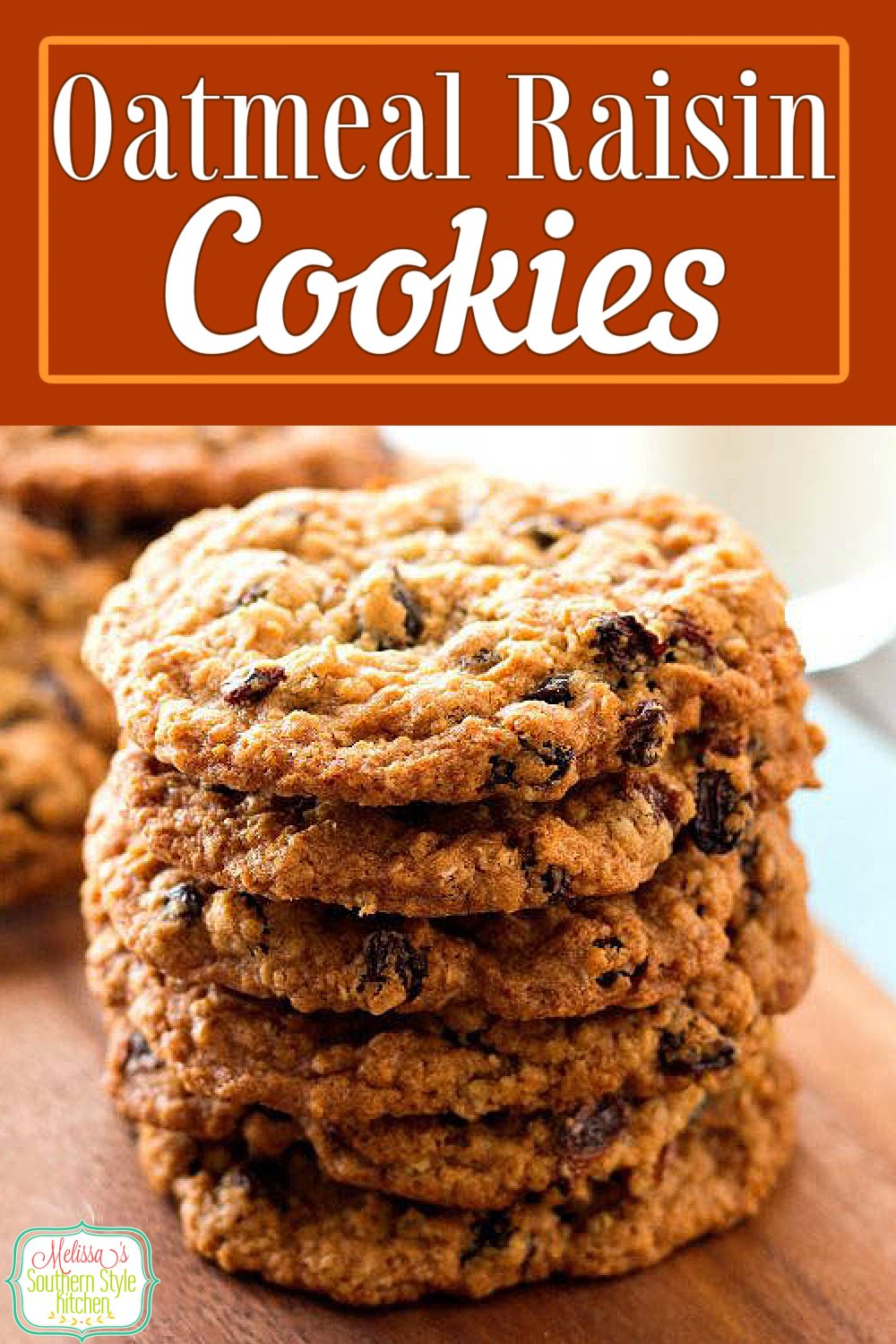 Classic chewy Oatmeal Raisin Cookies #oatmealraisincookies #cookies #oatmeal #cookierecipes #desserts #dessertfoodrecipes #recipes #food #southernrecipes #southernfood #holidaybaking via @melissasssk