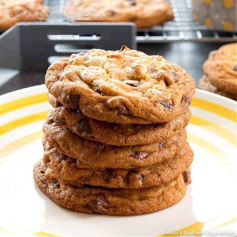 Triple Chocolate Chip Pudding Cookies