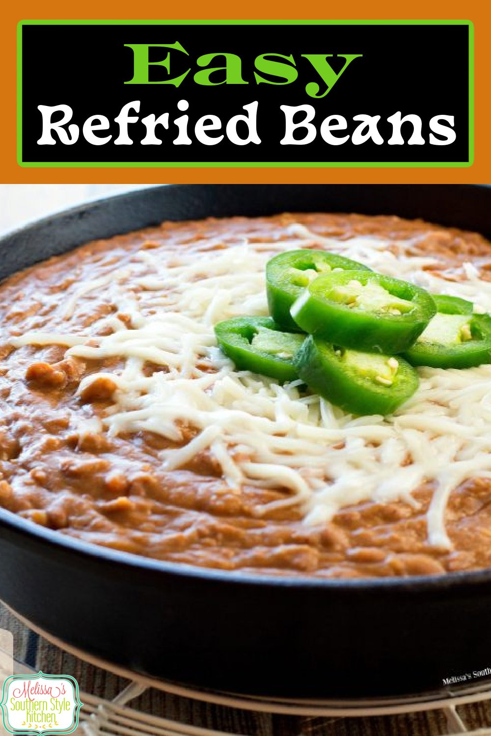 These Easy Refried Beans are packed with flavor #refriedbeans #beans #sidedishideas #dinnerideas #pintobeans #fiestasides #southernfood #southernrecipes via @melissasssk