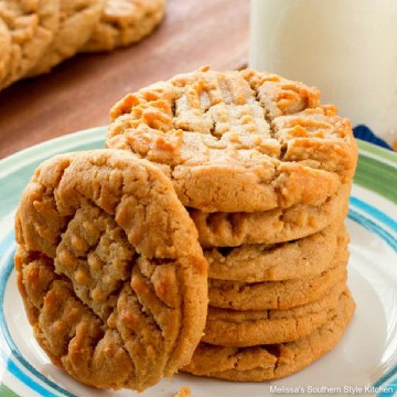 classic-soft-peanut-butter-cookies