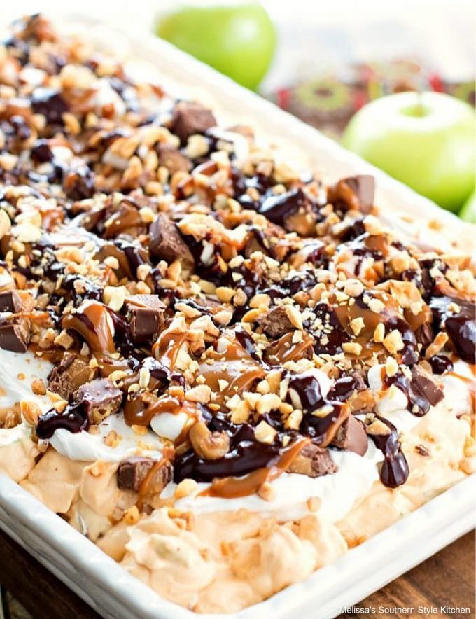 chocolate-drizzled-caramel-apple-fluff