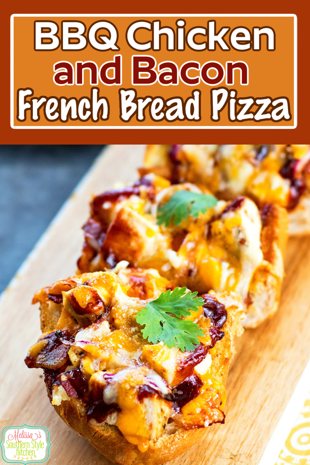 Barbecue Chicken and Bacon French Bread is a 20 minute meal that won't break the bank #barbecuechicken #frenchbreadpizza #frenhcbread #bbq #bbqchicken #bacon #easyrecipes #dinner #dinnerideas #easychickenrecipes #southernfood #southernrecipes via @melissasssk