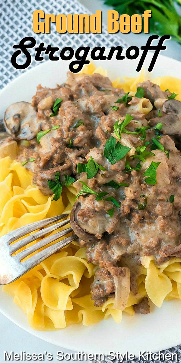 You can enjoy this oh-so-simple Ground Beef Stroganoff for dinner any night of the week #groundbeefstroganoff #beefstroganoff #easygroundbeefrecipes #dinner #dinnerideas #stroganoff #southernfood #soujthernrecipes #beef #mushrooms