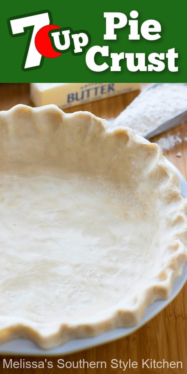 This light and flaky pie crust can be used for sweet and savory pies #7uppiecrust #piecrustrecipes #bestpiecrust #flakypiecrust #7Up #pierecipes #desserts #dessertfoodrecipes #holidaybaking #southernfood #southernrecipes