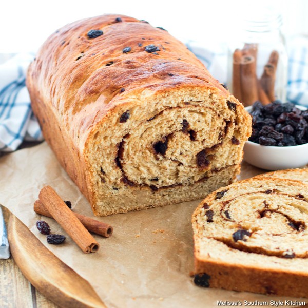 Bread Ranins Cinnamon Swirl Raisin Bread - melissassouthernstylekitchen.com