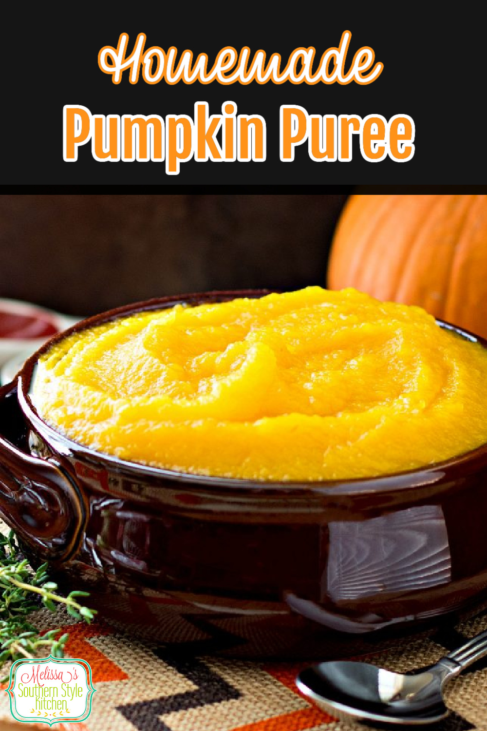 Make your own Homemade Pumpkin Puree to use as an ingredient for pies, breads, cakes and all of your fall baking projects #pumpkinpuree #diypumpkinpuree #pumpkins #roastpumpkin #fallbaking #easyrecipes #homemadepumpkinpuree #pumpkin pie #pumpkinbread #pumpkindesserts #southernrecipes #southernfood #thanksgiving #holidaybaking