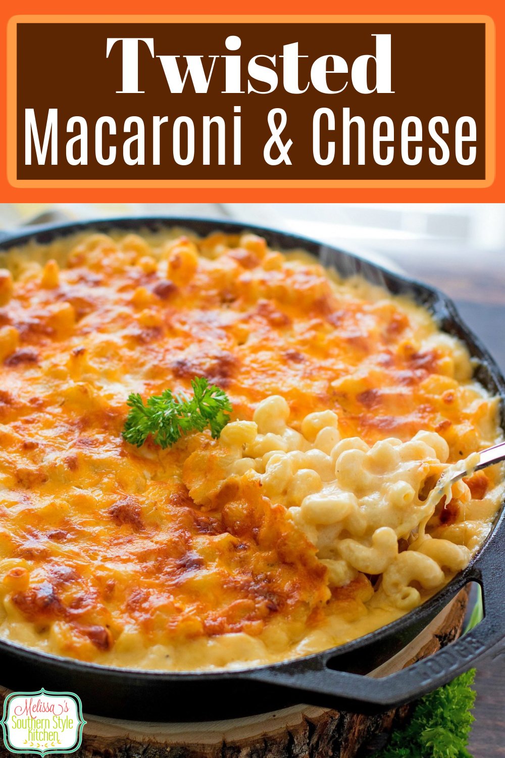 This made-from-scratch Twisted Macaroni and Cheese features a blend of three varieties of cheese making it an ooey gooey extravaganza #macaroniandcheese #twistedmacaroniandcheese #twistedmacaroni #macaroniandcheeserecipes #twistedmacandcheese #sidedishrecipes #pasta #sidedishrecipes #southernfood #southernrecipes #holidayrecipes #dinner #dinnerideas via @melissasssk