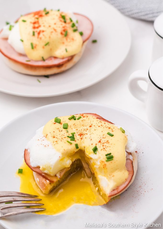how to make Eggs Benedict 