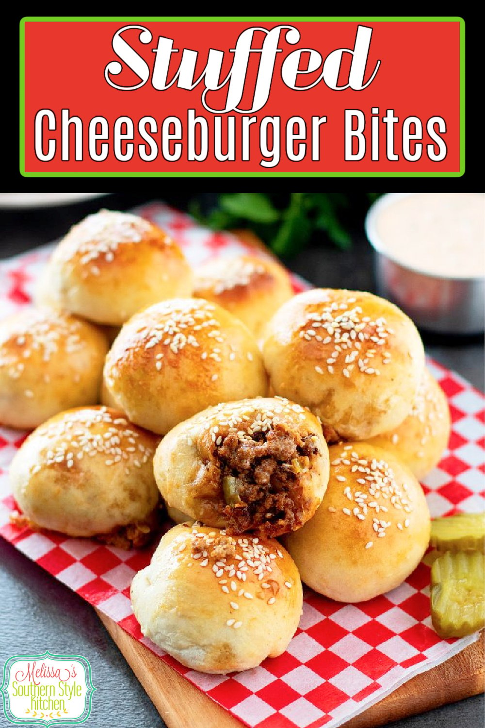 Skip the bun, and enjoy these winning Cheeseburger Bites for casual meals and game day snacks #cheeseburgers #cheeseburgerbites #easyappetizerrecipes #hamburgerrecipes #snacks #southernrecipes #gamedayrecipes #easygroundbeefrecipes via @melissasssk