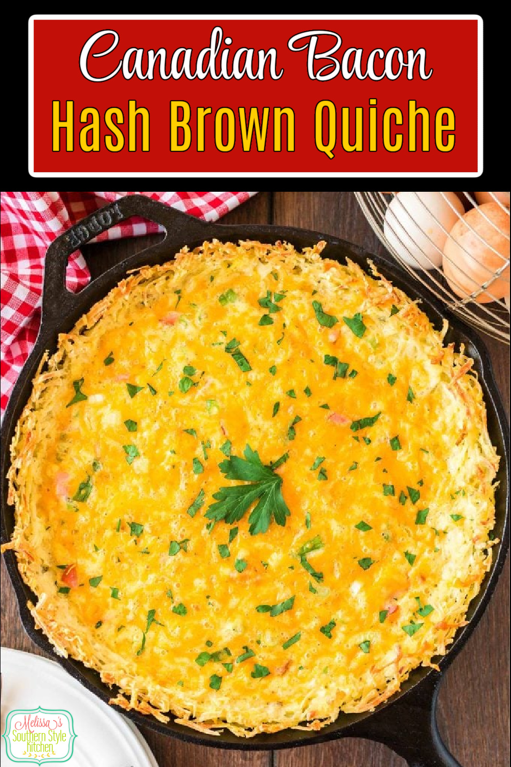 Skip the pastry crust and make this Canadian Bacon Hash Brown Quiche using a crispy shredded hash brown potato crust, instead #quiche #hashbrowns #hashbrownquiche #quicherecipes #bestquicherecipes