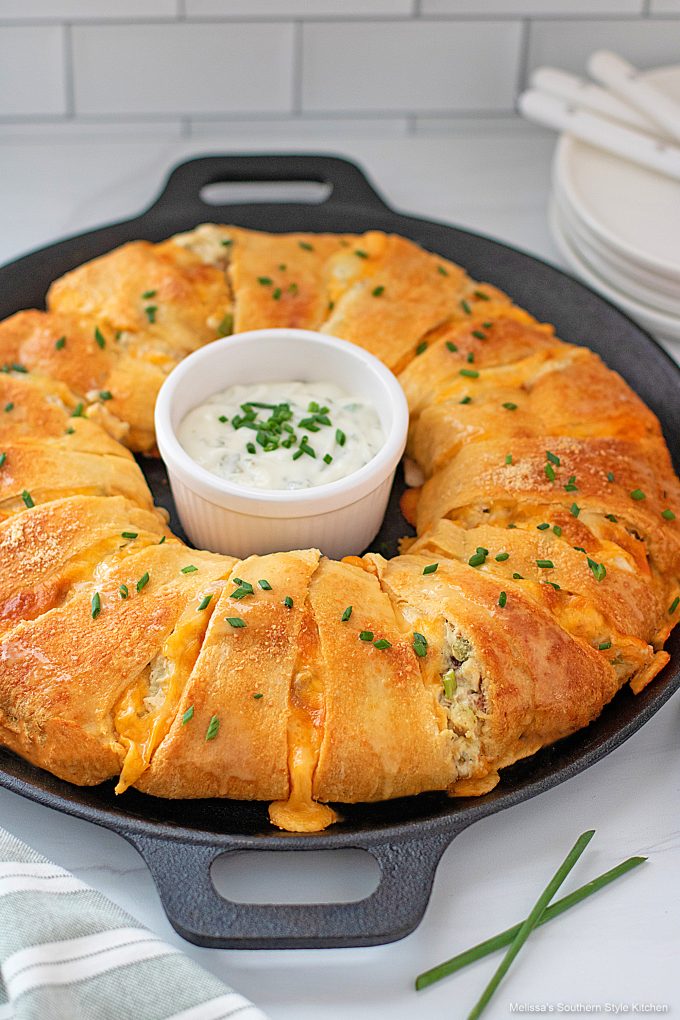 easy-chicken-bacon-ranch-crescent-ring
