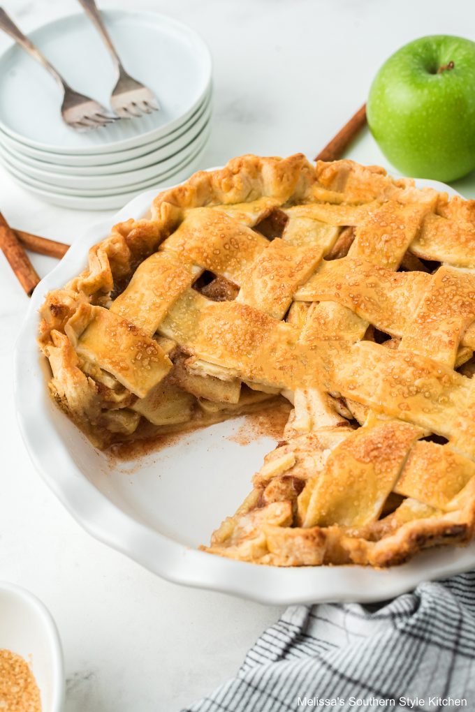 baked-lattice-topped-apple-pie
