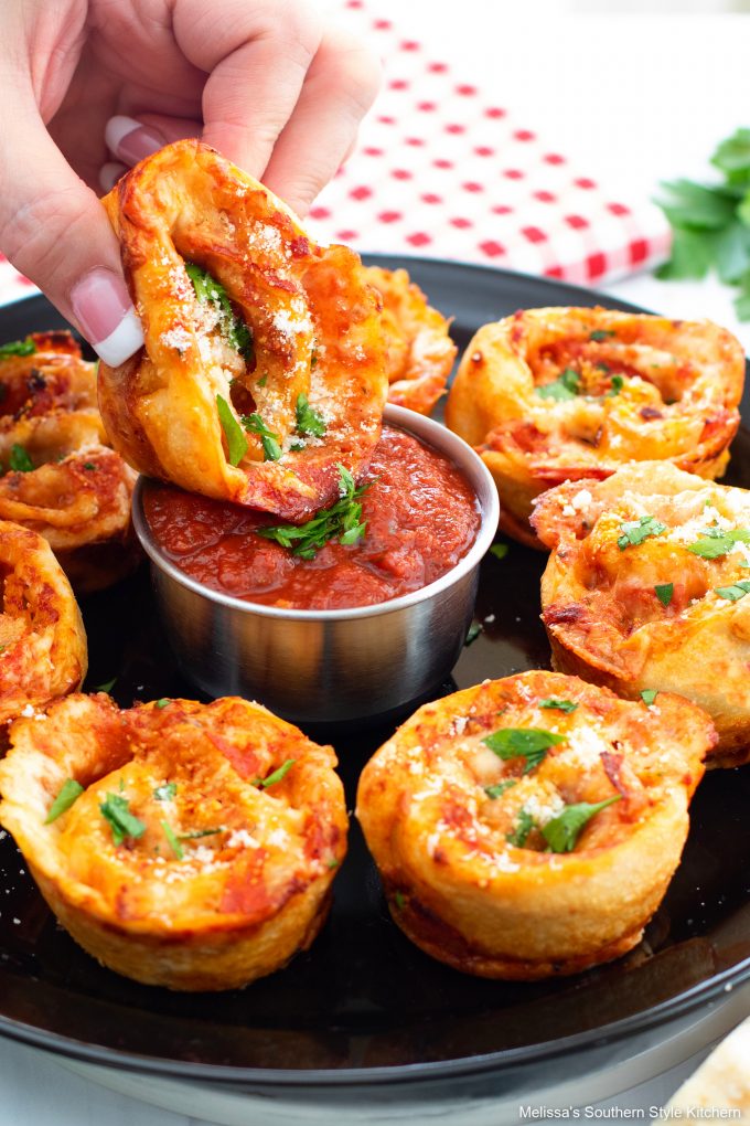 pizza-rolls-with-pizza-sauce