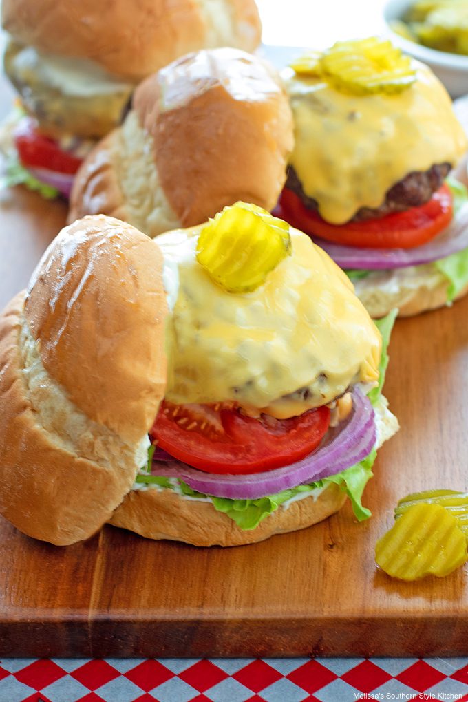 plated-air-fryer-cheeseburgers
