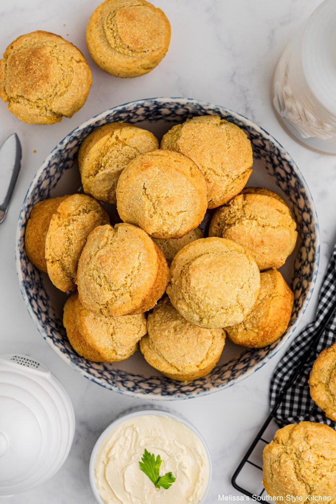 southern-cornbread-muffins