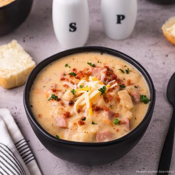 slow-cooker-cheesy-potato-soup-recipe