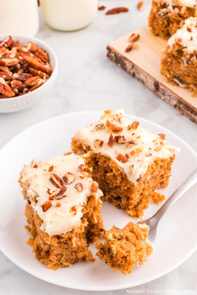 carrot-cake-with-pineapple