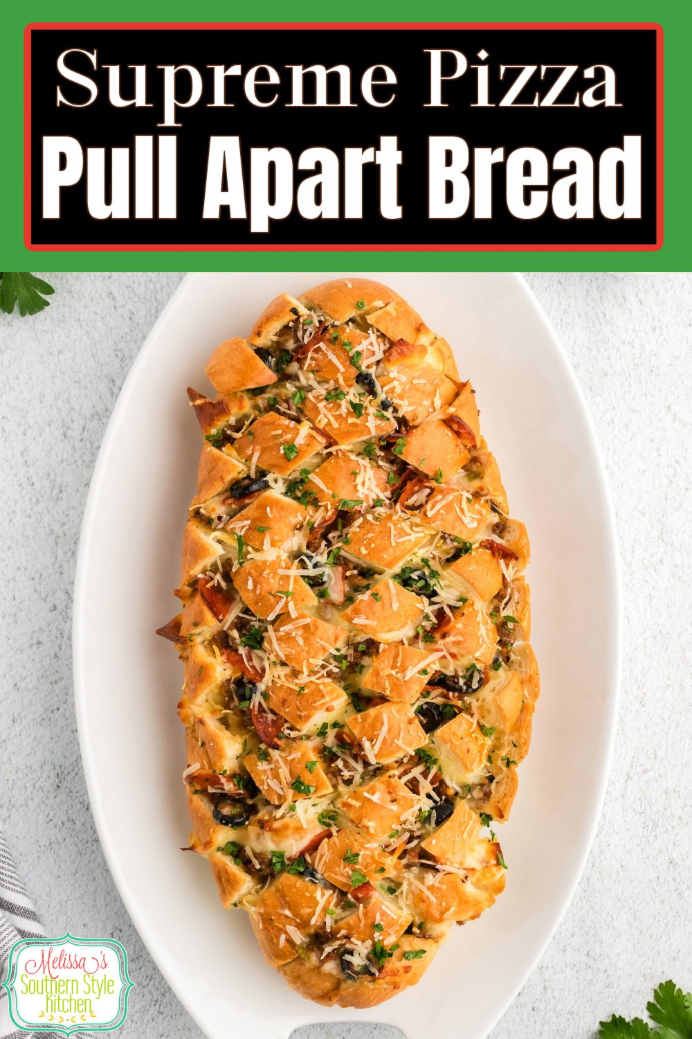 This irresistible Supreme Pizza Pull Apart Bread turns an inexpensive loaf of bread into a delicious gooey treat #pizzabread #pullapartbread #pizzarecipes #frenchbread #appetizers #superbowlparty #partyrecipes #easypizzarecipes via @melissasssk