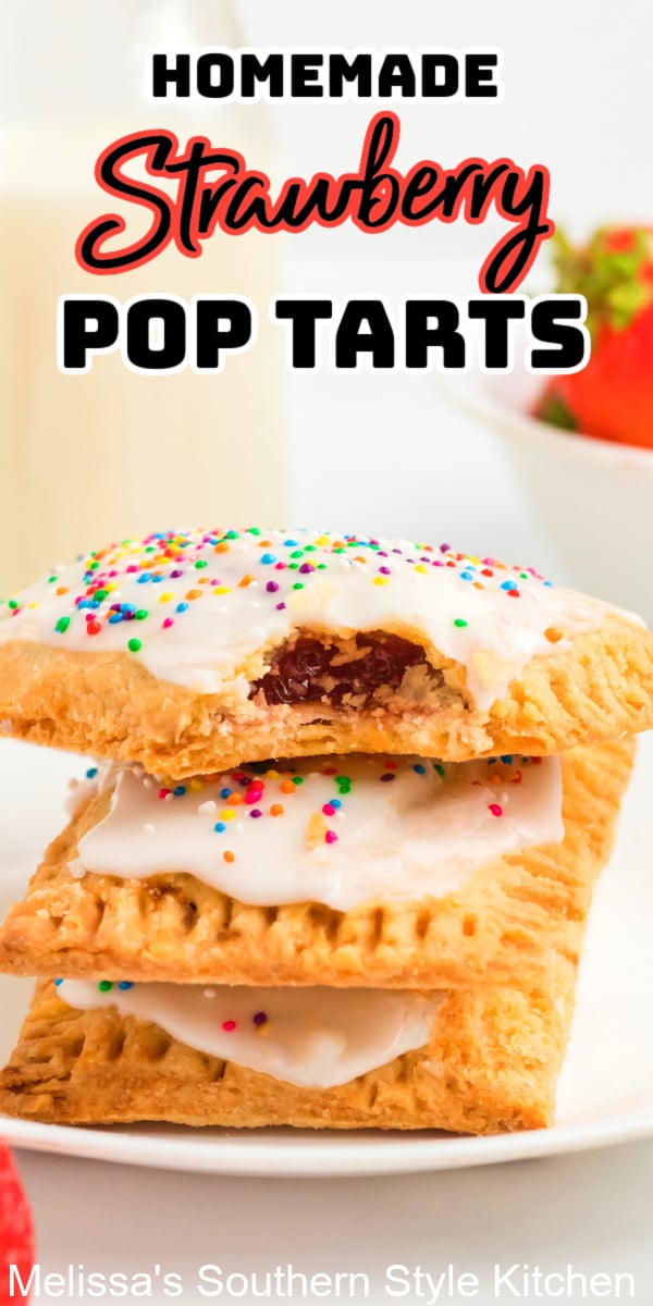 Make your own scratch made Homemade Pop Tarts recipe filled with strawberry preserves for breakfast, brunch and snacking #poptarts #homemadepoptarts #breakfastpastries #strawaberrypoptarts #poptartsrecipes #easypoptarts #poptartsflavors #strawberry