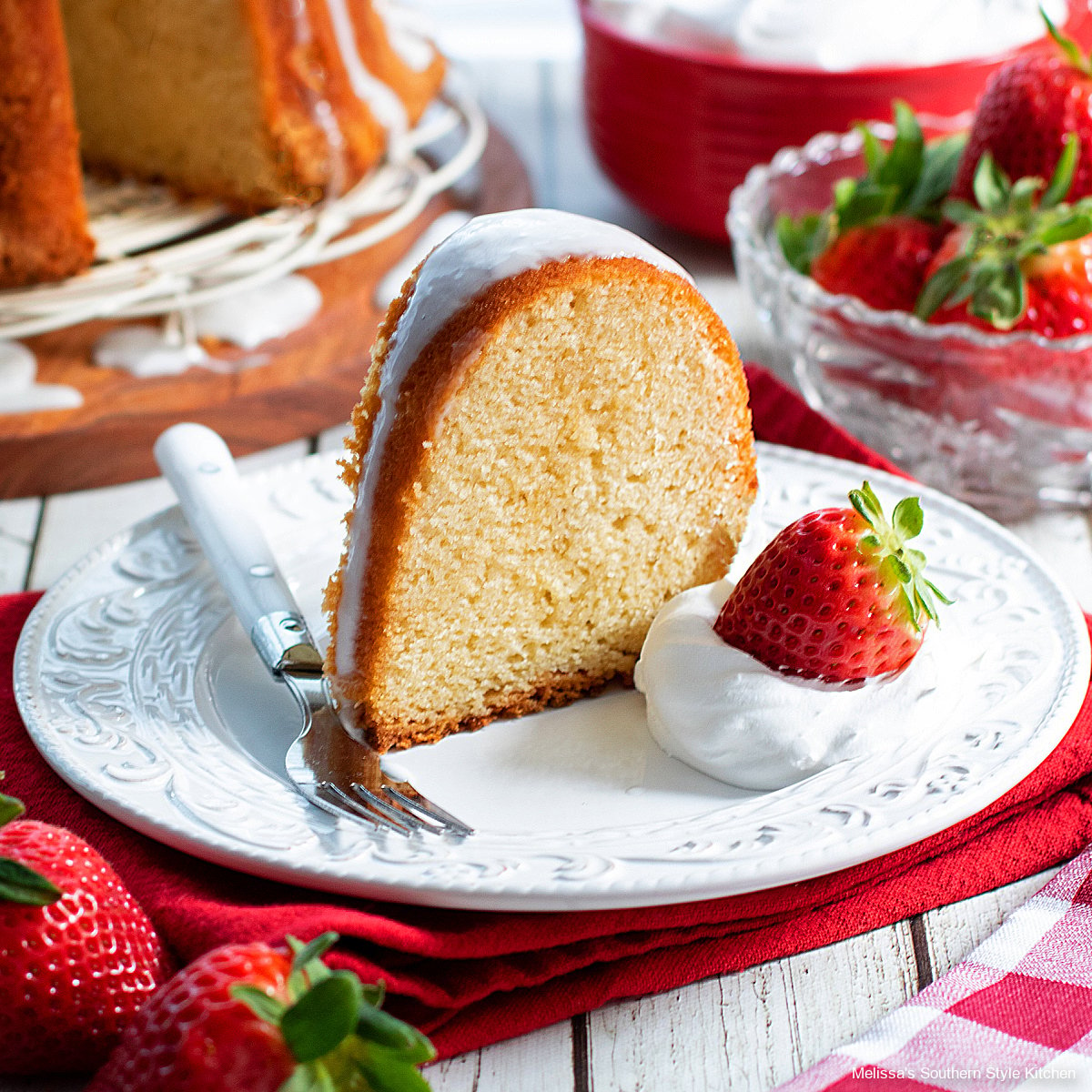 https://www.melissassouthernstylekitchen.com/wp-content/uploads/2022/02/buttermilk-pound-cake-recipe.jpg
