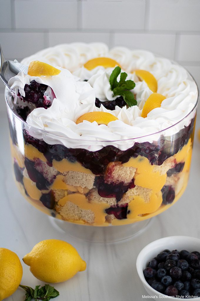 lemon-pound-cake-trifle