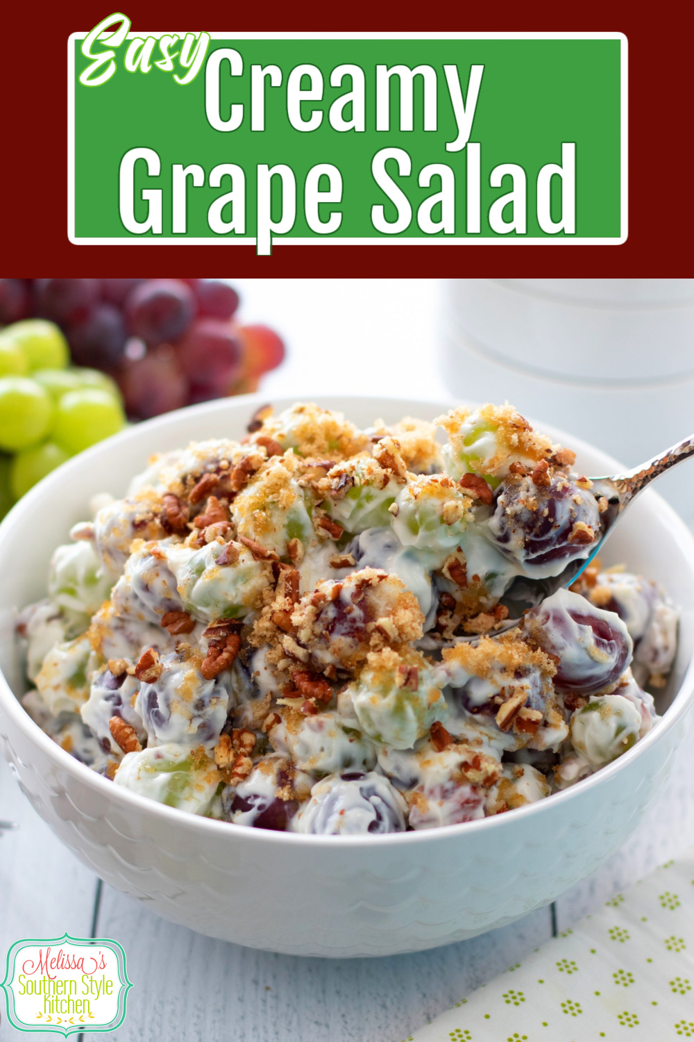 This vintage creamy Grape Salad Recipe takes minutes to make and can be served as a delicious last minute side dish or as an easy dessert #grapesalad #easyfruitsalad #grapesaladrecipe #grapes #easydessertrecipes #bestgrapesaladrecipe #creamygrapesalad via @melissasssk