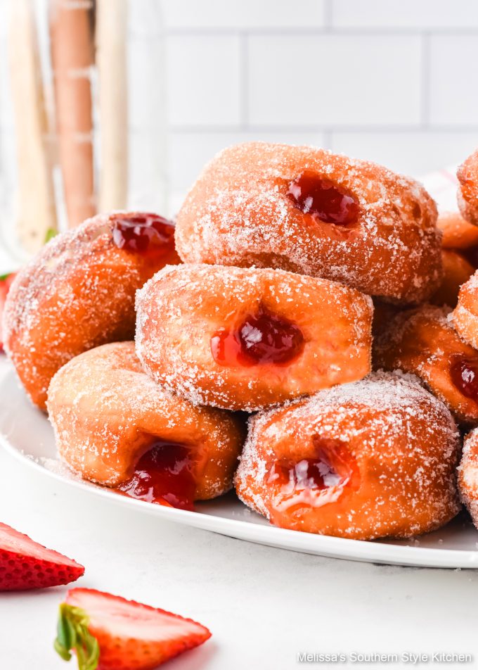 how-do-you-make-jelly-doughnuts