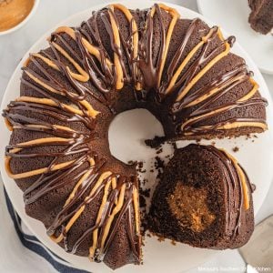 easy-chocolate-peanut-butter-cake-recipe