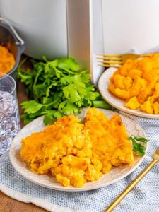 AIR FRYER MACARONI AND CHEESE