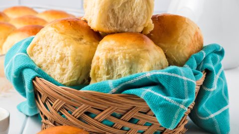 easy-hawaiian-sweet-rolls-