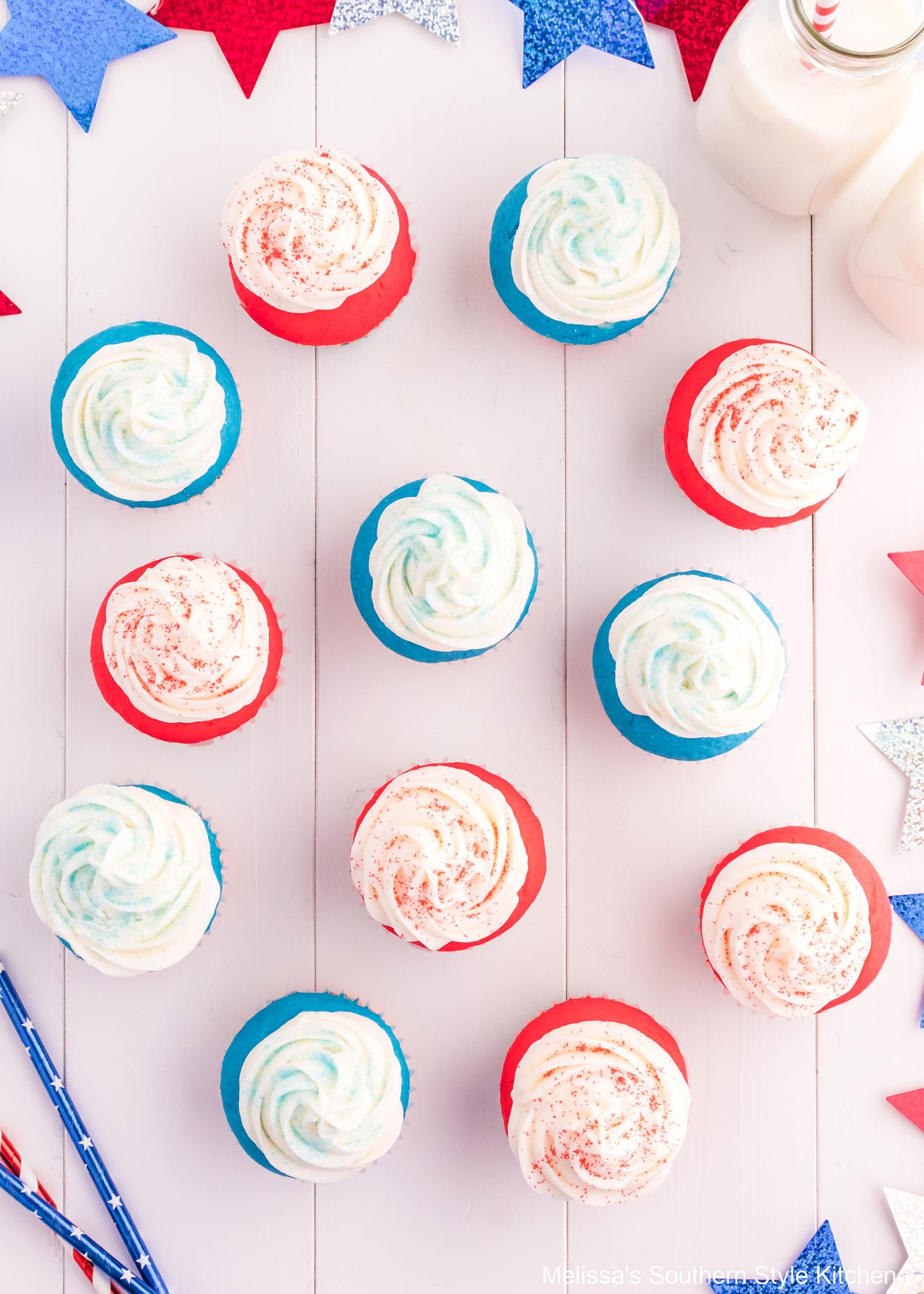 easy-red-white-blue-cupcakes