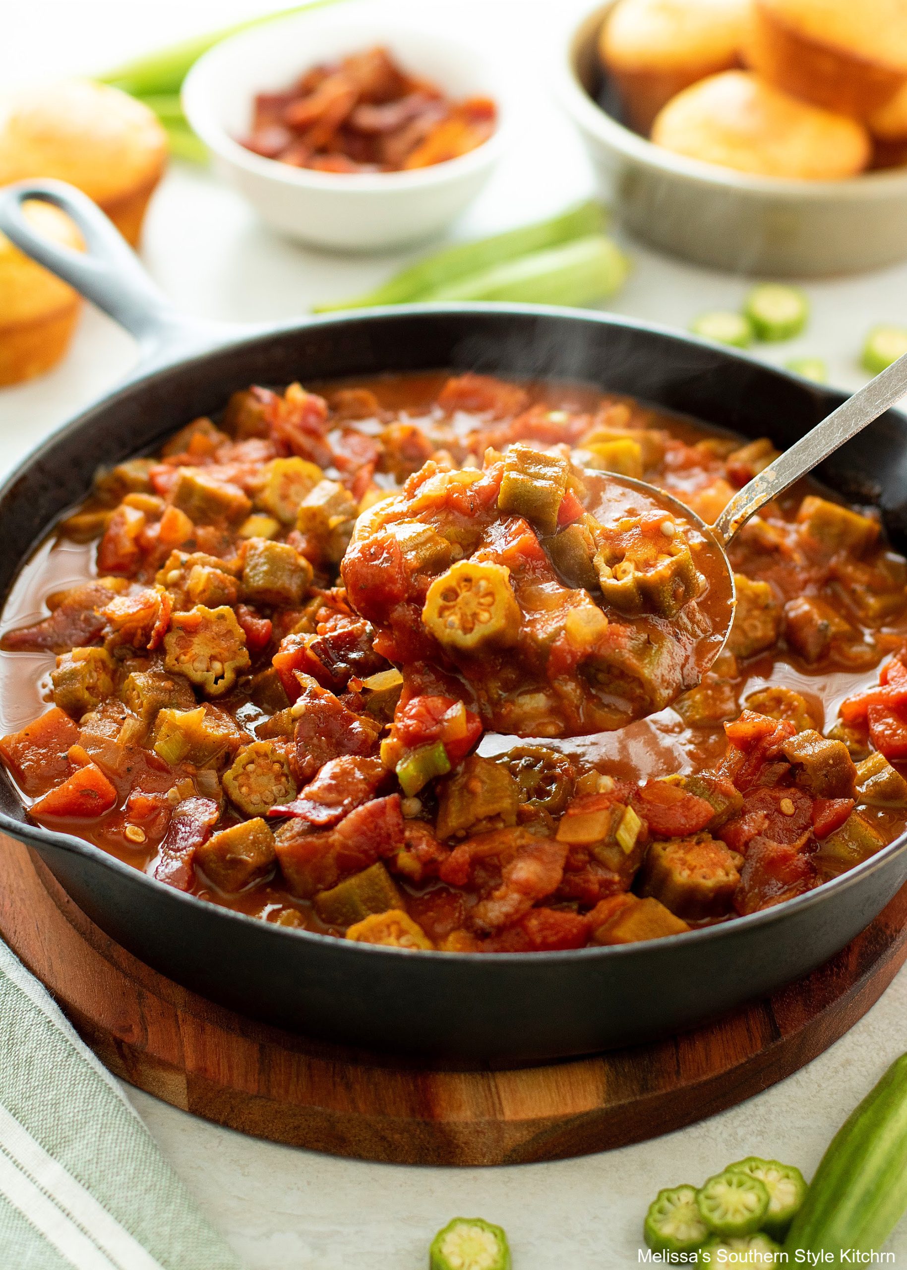best-stewed-okra-with-tomatoes