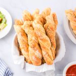 best-homemade-breadsticks-recipe