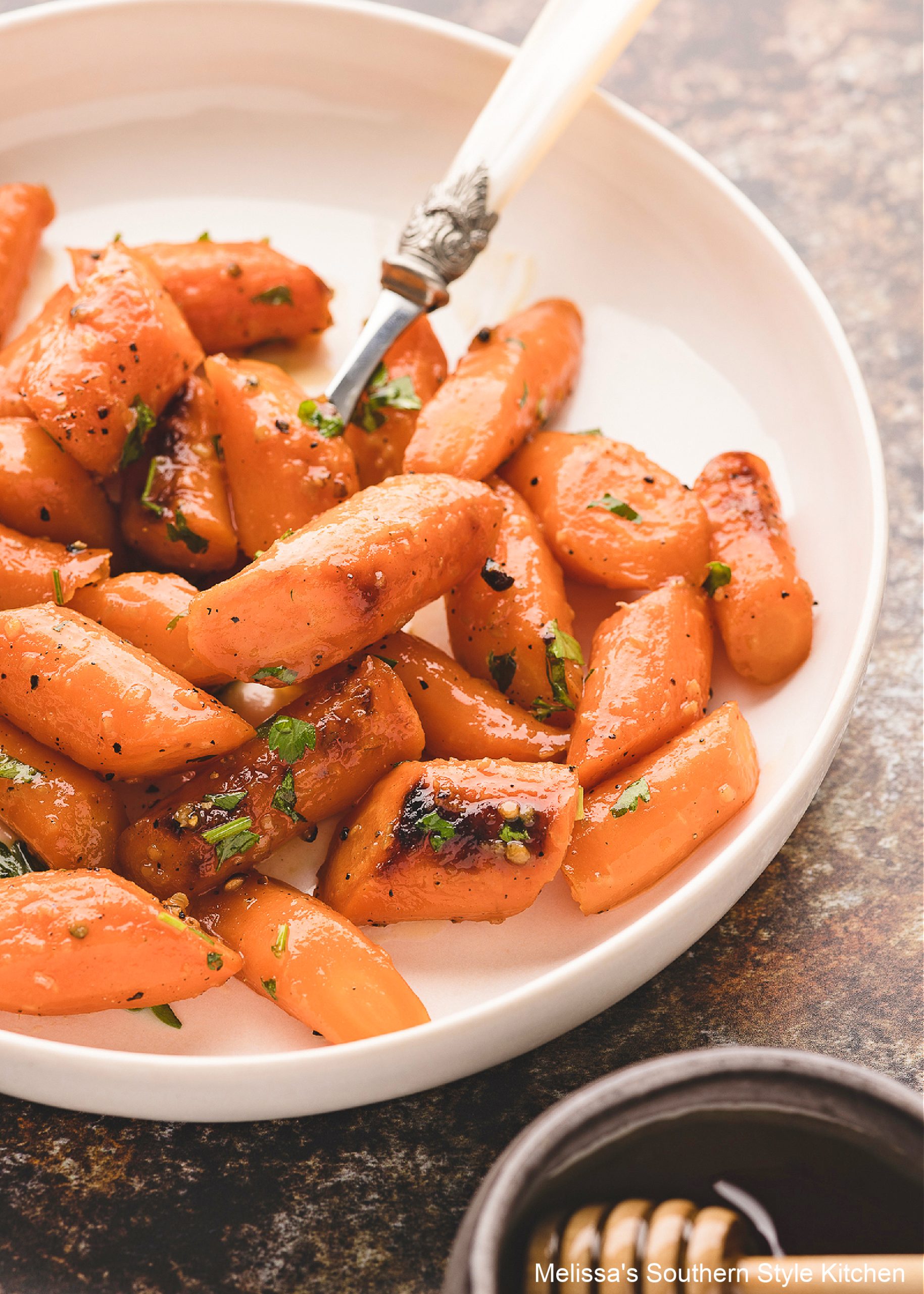 honey-drizzled-carrots