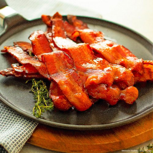 https://www.melissassouthernstylekitchen.com/wp-content/uploads/2022/10/how-to-cook-bacon-in-the-oven-recipe-001-500x500.jpg